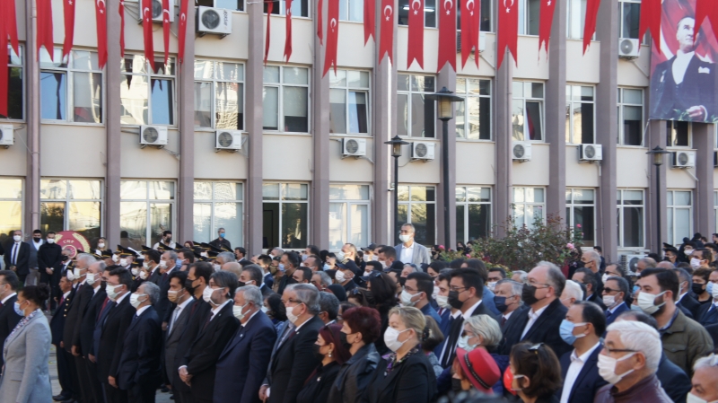 10.11.2021 Aydın Ticaret Borsası Meclis Başkanı A.Bahri Erdel,  Ulu Önder Gazi Mustafa Kemal Atatürk’ün Vefatının 83’üncü Yılı Dolayısıyla Düzenlenen Anma Programı’na Katılım Sağladı