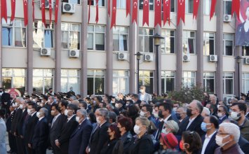 10.11.2021 Aydın Ticaret Borsası Meclis Başkanı A.Bahri Erdel,  Ulu Önder Gazi Mustafa Kemal Atatürk’ün Vefatının 83’üncü Yılı Dolayısıyla Düzenlenen Anma Programı’na Katılım Sağladı