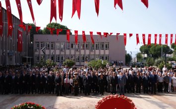 30.08.2023 Aydın Ticaret Borsası Meclis Başkanı A.Bahri Erdel, 30 Ağustos Zafer Bayramı Töreni’ne Katılım Sağladı
